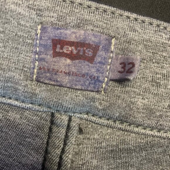 Levi's Women's SZ 32 Supreme Curve Skinny Jeans Black Denim Pockets - Picture 2 of 3